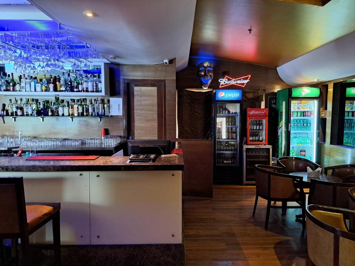 โกลด์ฟินช์ รีทรีต บังกาลอร์ Hotel Devanahalli ภายนอก รูปภาพ