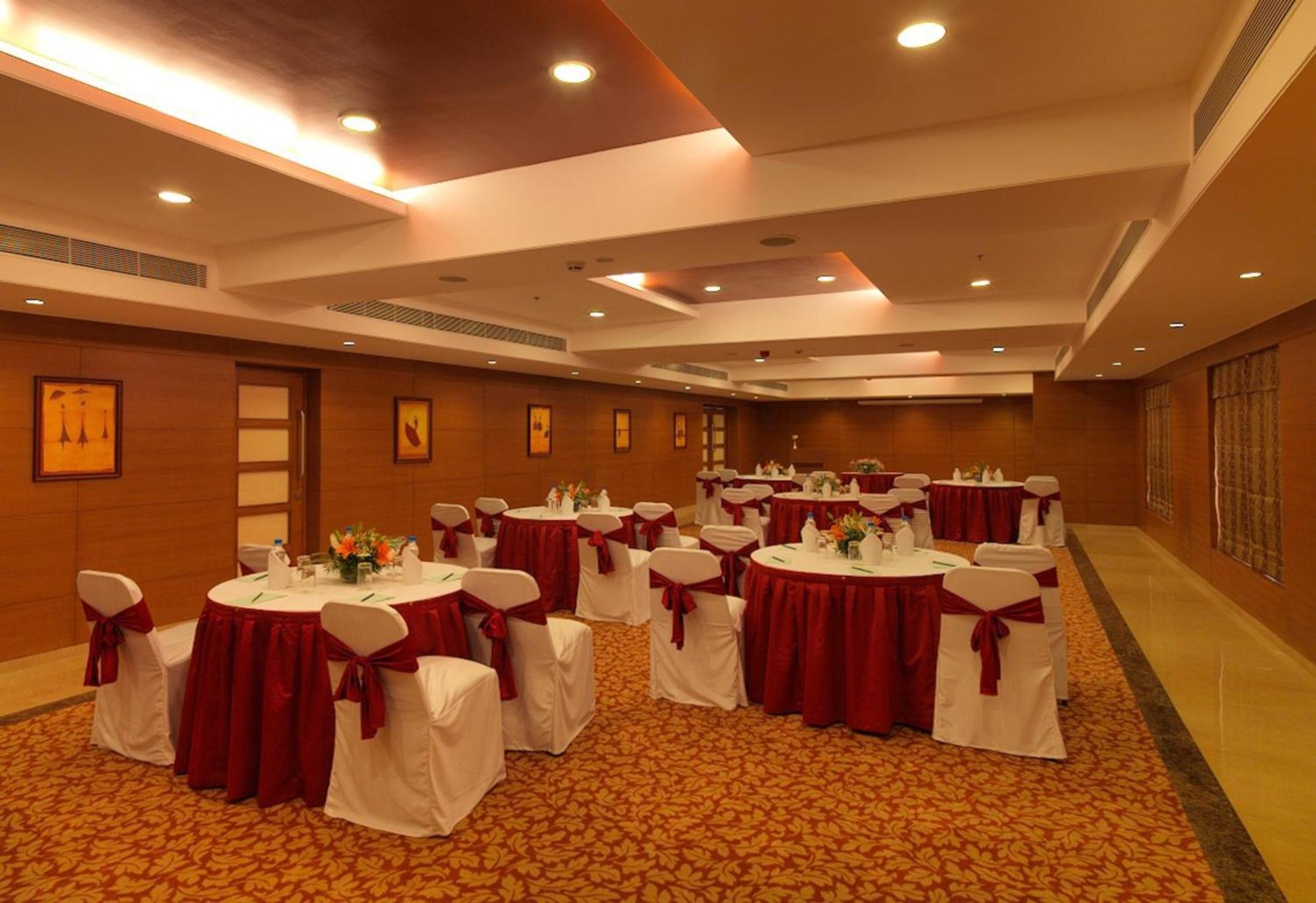 โกลด์ฟินช์ รีทรีต บังกาลอร์ Hotel Devanahalli ภายนอก รูปภาพ