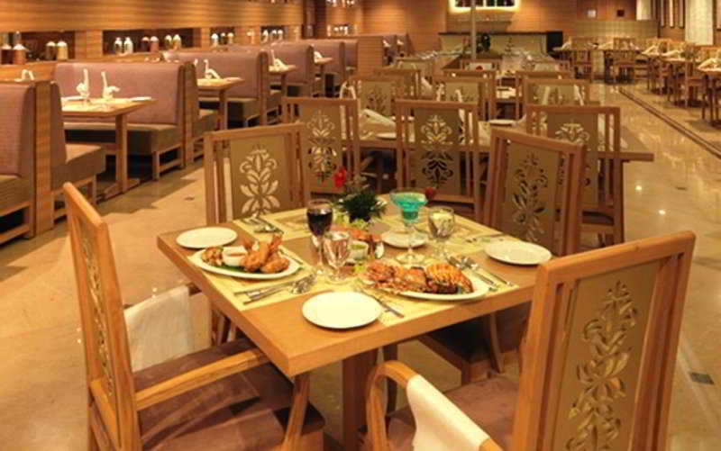 โกลด์ฟินช์ รีทรีต บังกาลอร์ Hotel Devanahalli ภายนอก รูปภาพ